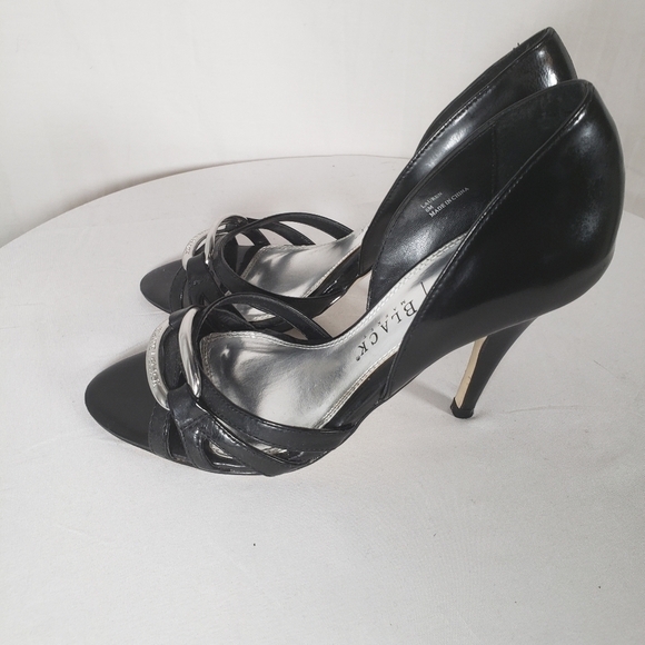 White House Black Market Black Leather Open Toe 3 Inch Heels Sz 6 - Picture 4 of 9